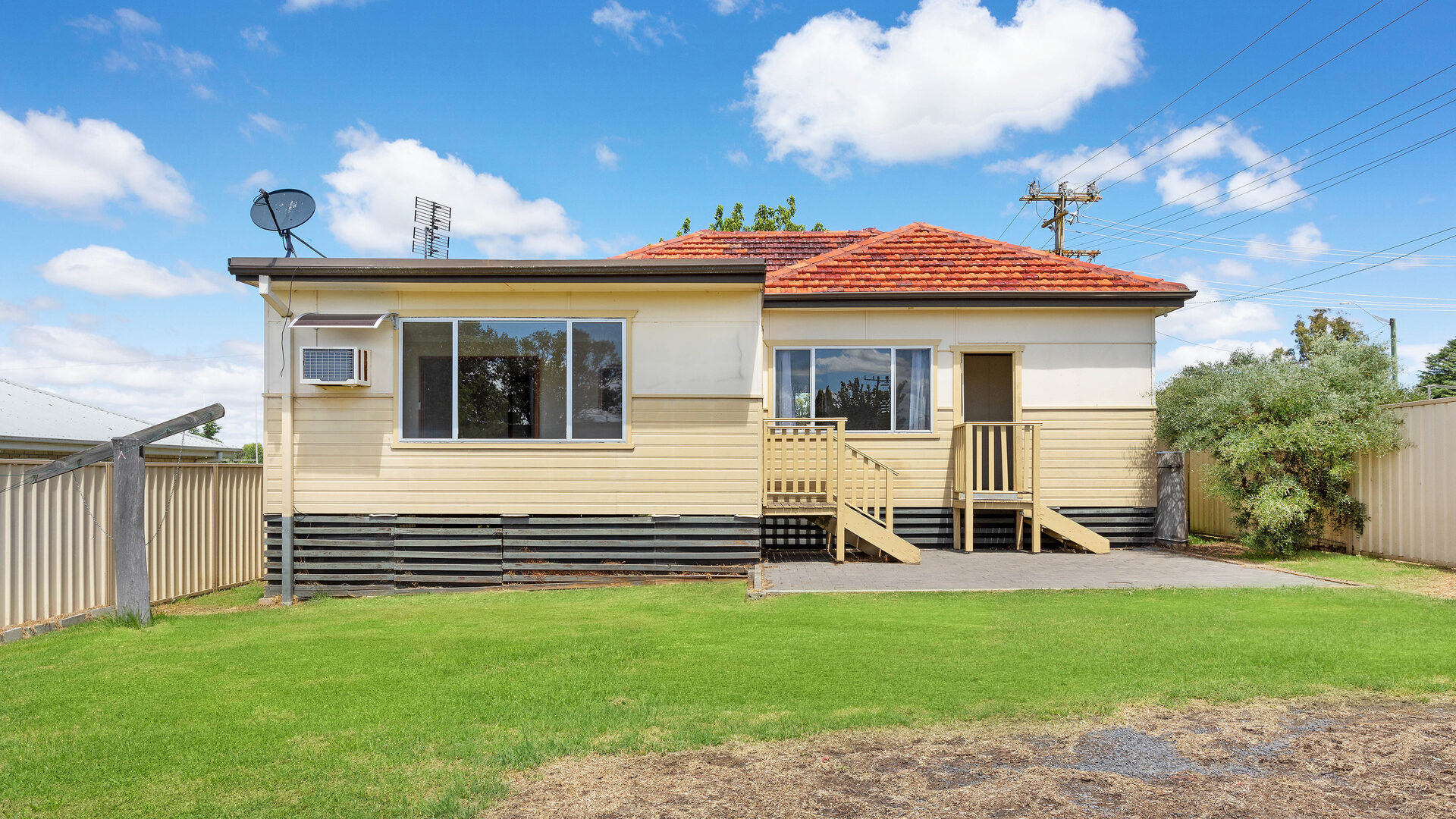 22 Carcoar Street, Blayney NSW 2799 - photo 11