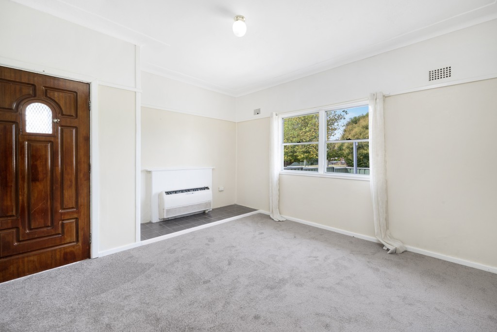 6 Moad Street, Orange NSW 2800 - photo 11