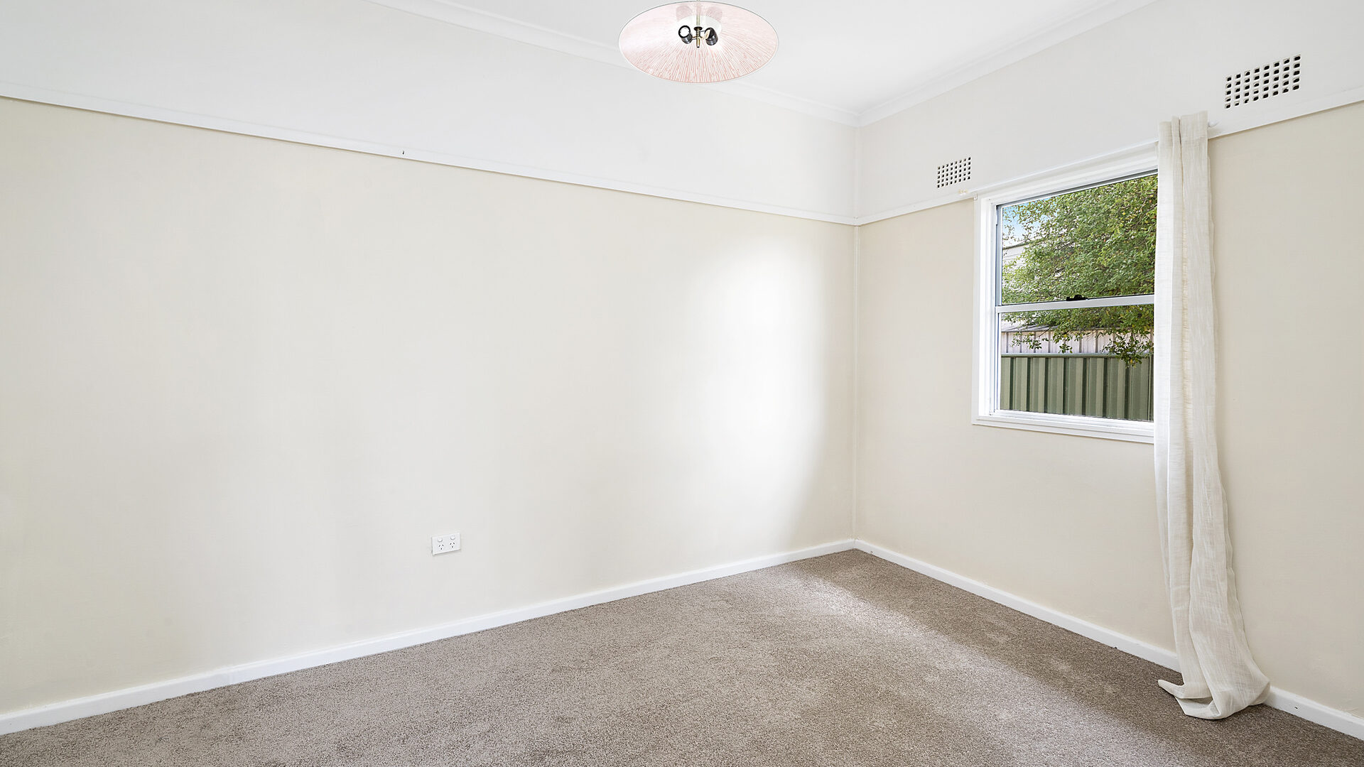 6 Moad Street, Orange NSW 2800 - photo 8