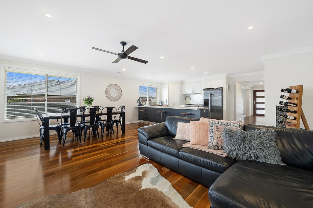 24 Elberta Street, Orange NSW 2800 - photo 2
