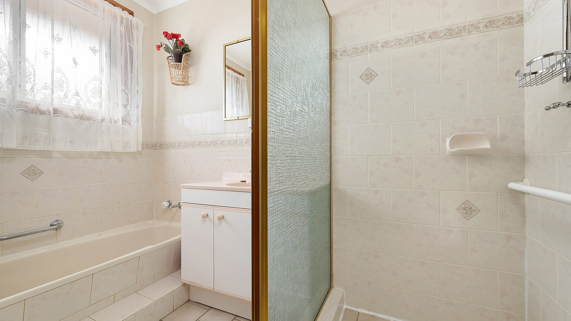 27 Lyrebird Place, Orange NSW 2800 - photo 12
