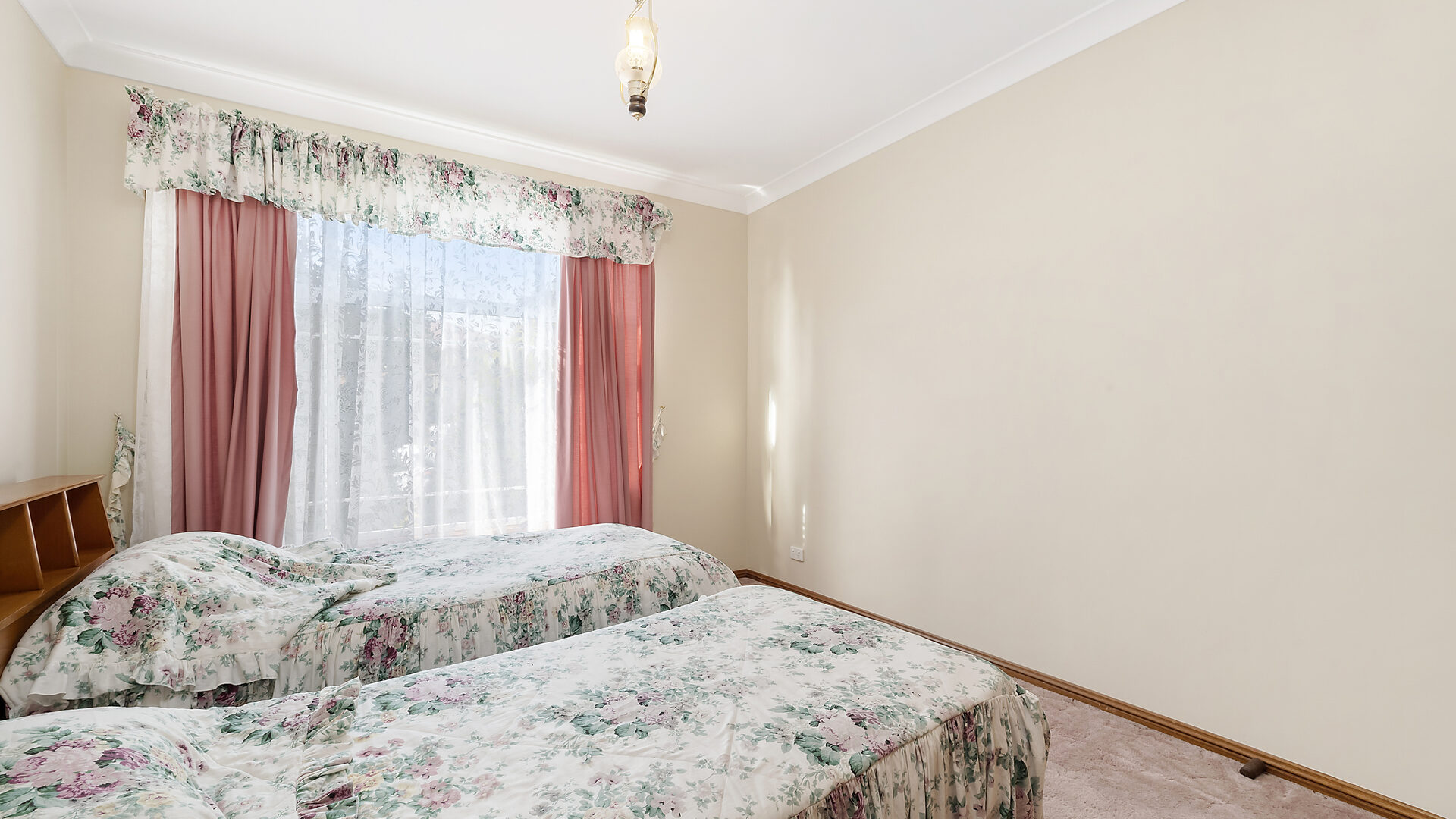 27 Lyrebird Place, Orange NSW 2800 - photo 8