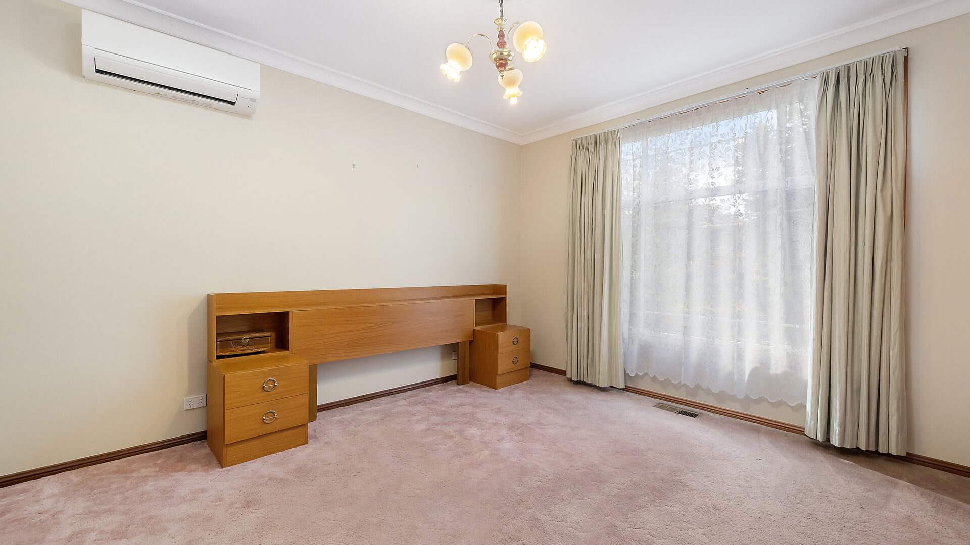 27 Lyrebird Place, Orange NSW 2800 - photo 10