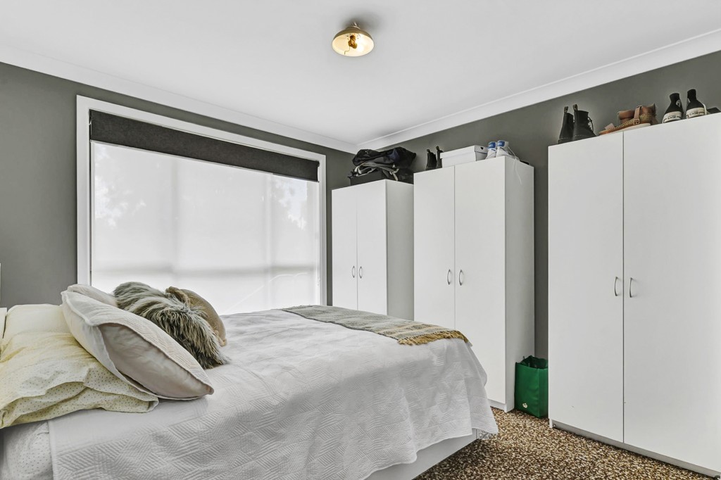 8 Anzac Place, Orange NSW 2800 - photo 7