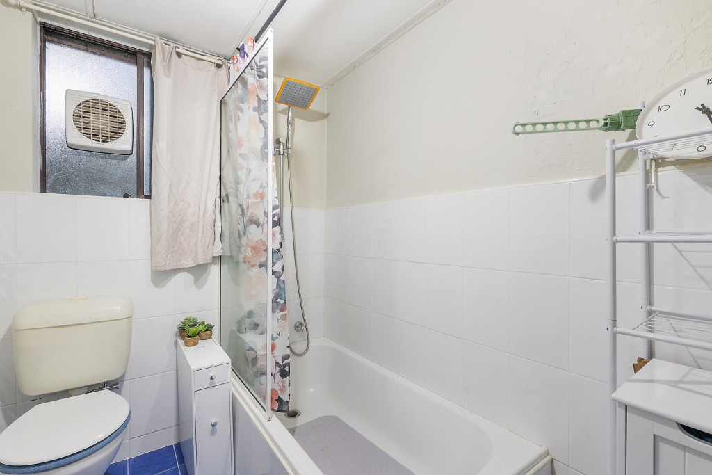 6/214 Keppel Street, Bathurst NSW 2795 - photo 11