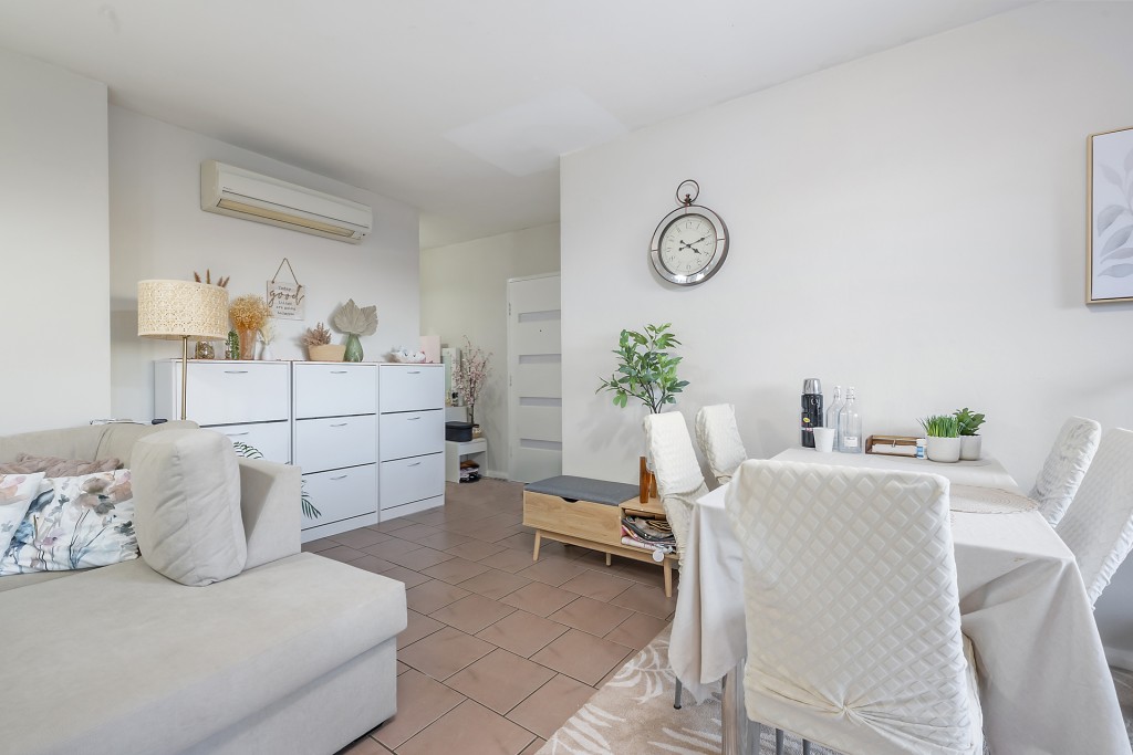 6/214 Keppel Street, Bathurst NSW 2795 - photo 3