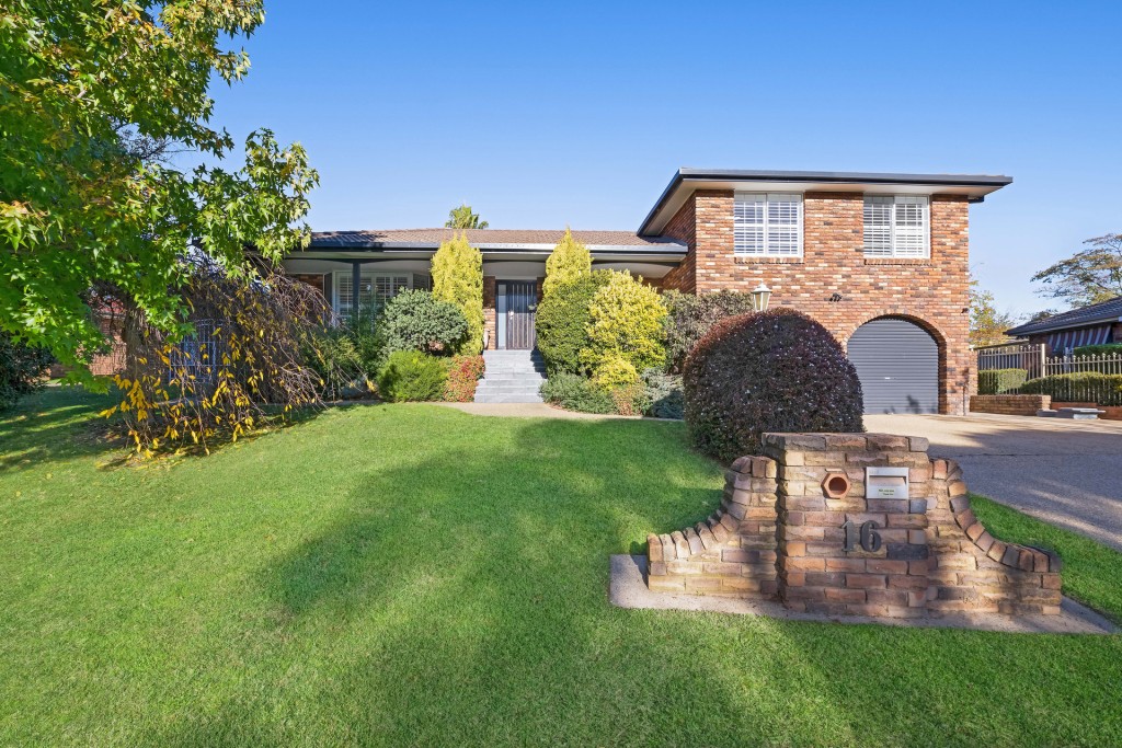 16 Wirruna Avenue, Orange NSW 2800 - photo 2