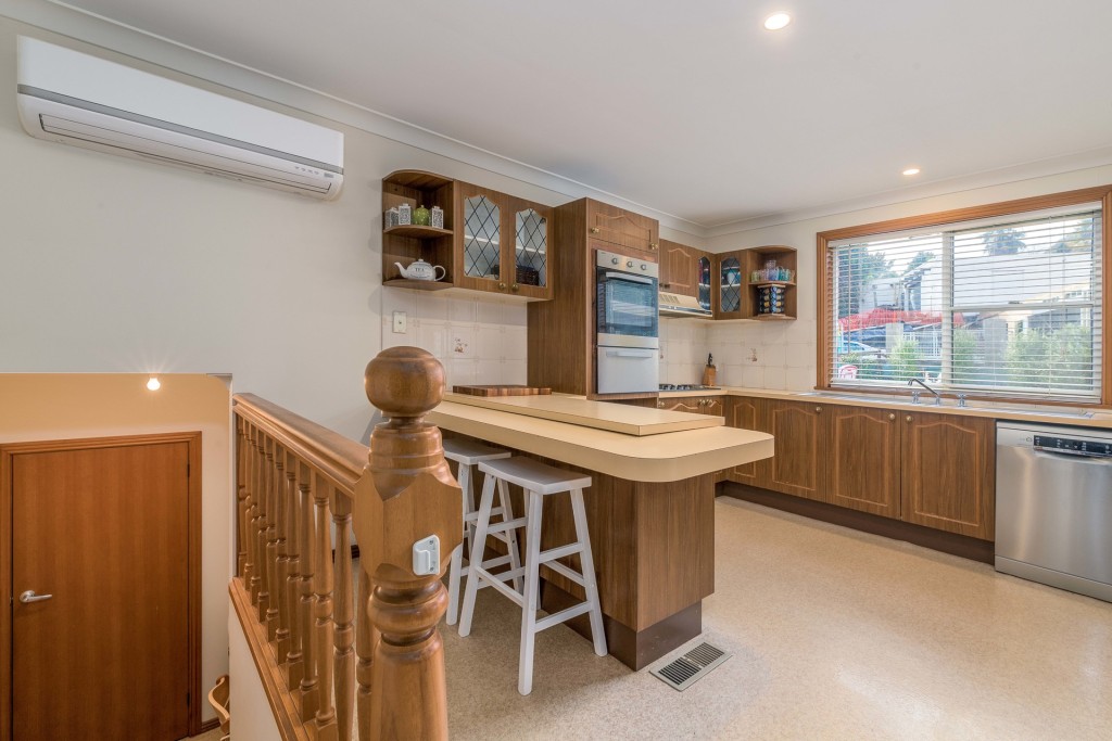 5 Yaraan Place, Orange NSW 2800 - photo 2