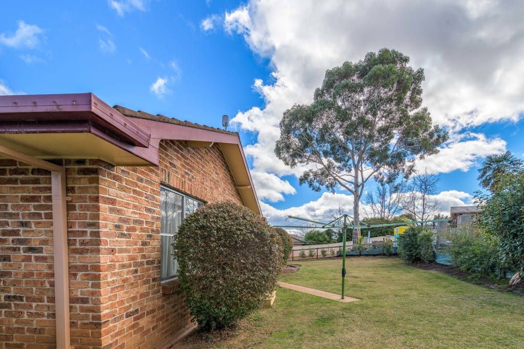 5 Yaraan Place, Orange NSW 2800 - photo 15