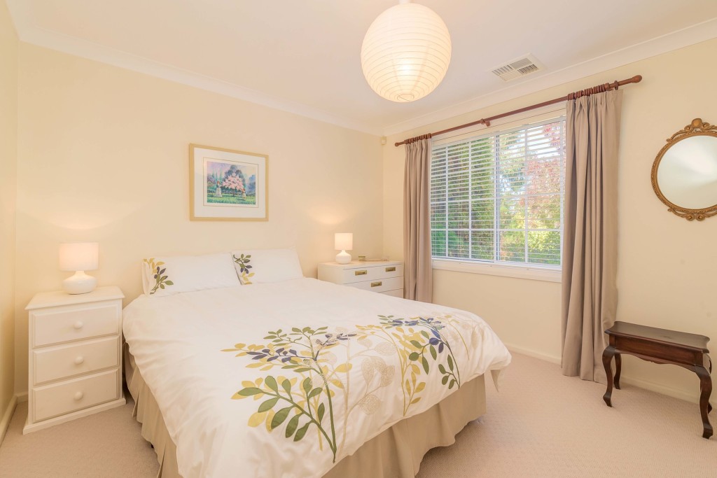 2 Narambla Drive, Orange NSW 2800 - photo 11