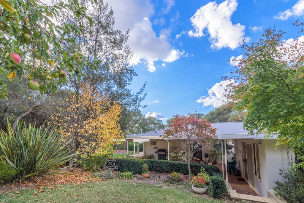 2 Narambla Drive, Orange NSW 2800 - photo 17