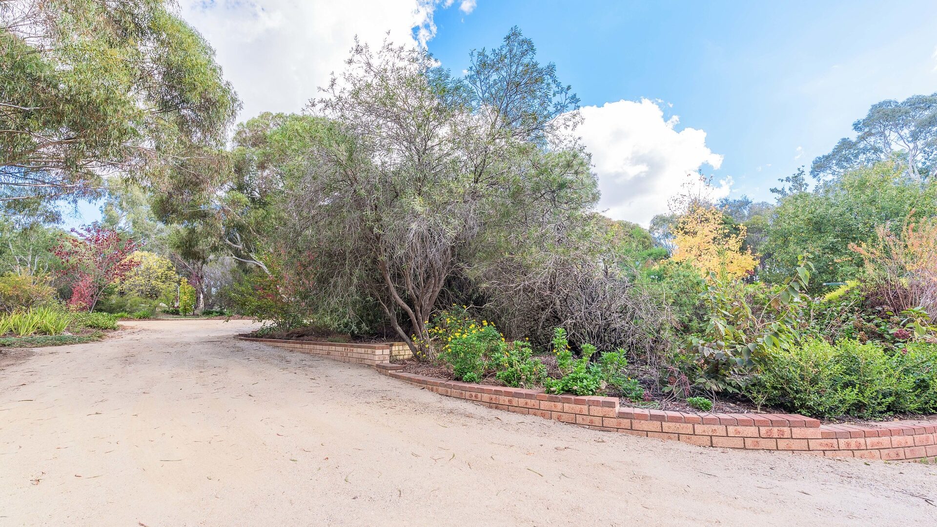2 Narambla Drive, Orange NSW 2800 - photo 19