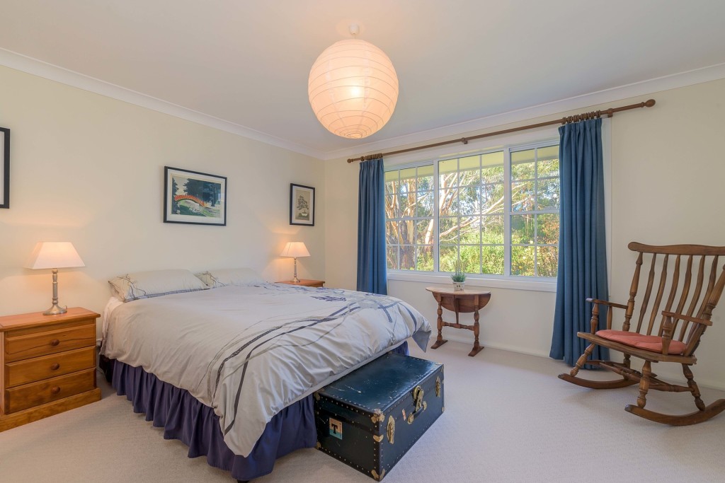2 Narambla Drive, Orange NSW 2800 - photo 4