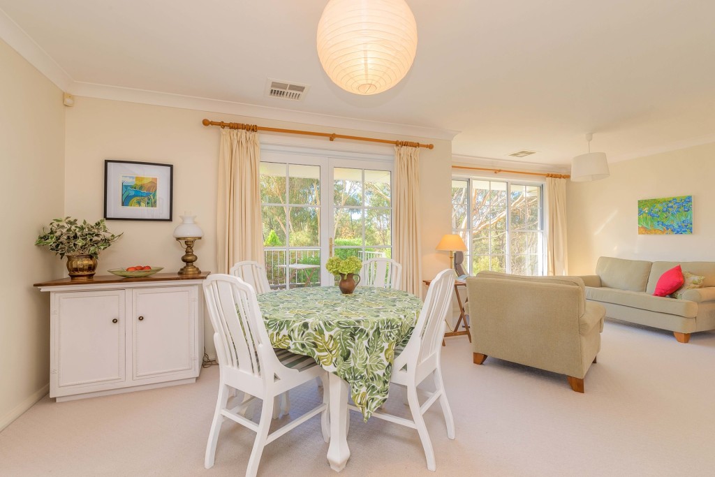 2 Narambla Drive, Orange NSW 2800 - photo 6
