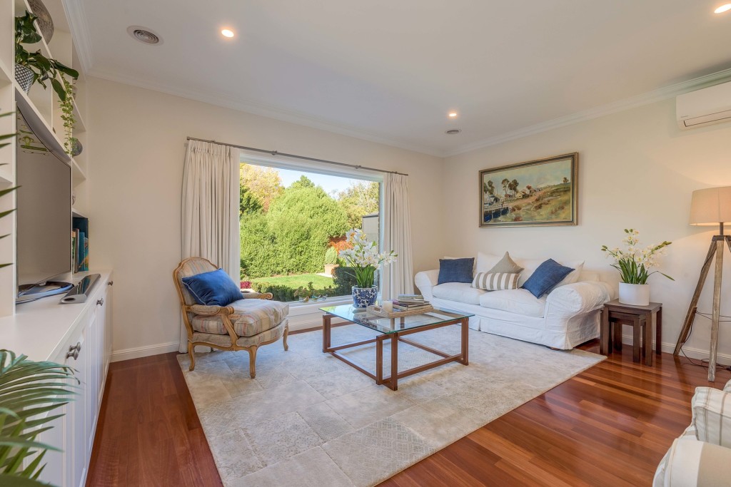 21 Lisbon Circuit, Orange NSW 2800 - photo 11