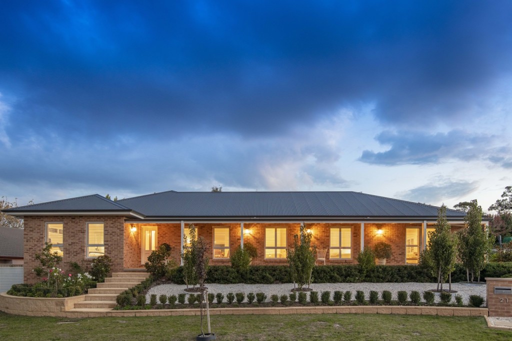 21 Lisbon Circuit, Orange NSW 2800 - McGrath Central West