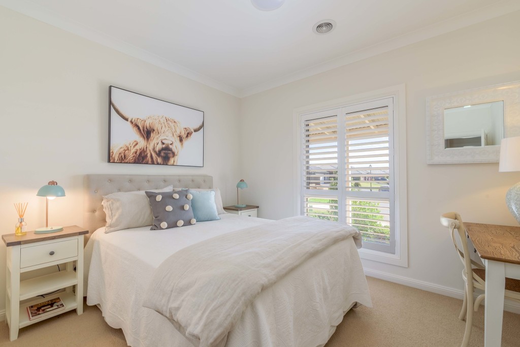 21 Lisbon Circuit, Orange NSW 2800 - photo 16