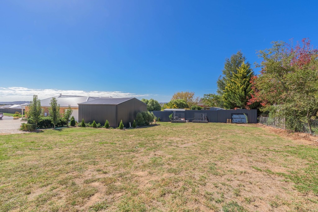 21 Lisbon Circuit, Orange NSW 2800 - photo 28