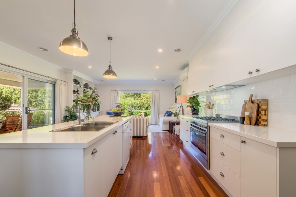21 Lisbon Circuit, Orange NSW 2800 - photo 4