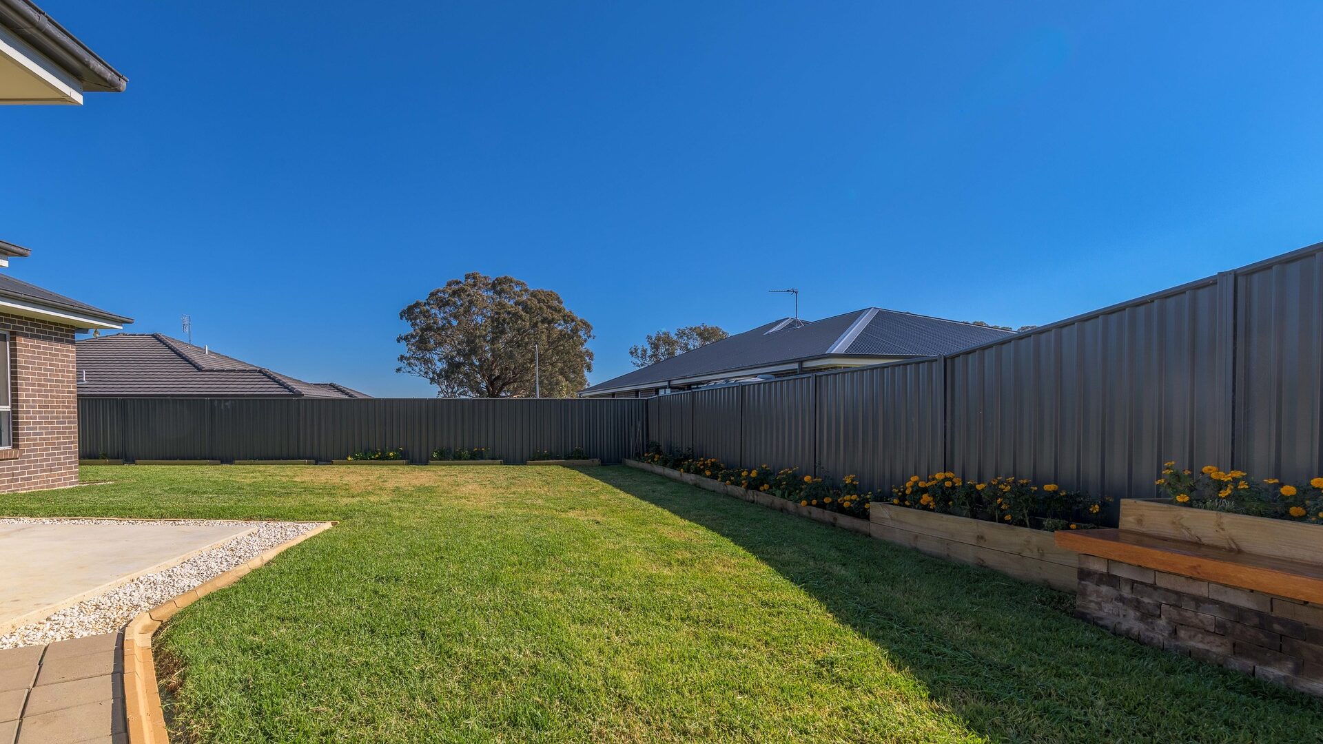 8 Camellia Place, Orange NSW 2800 - photo 6