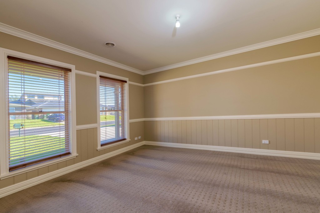 11 Emmaville Street, Orange NSW 2800 - photo 5