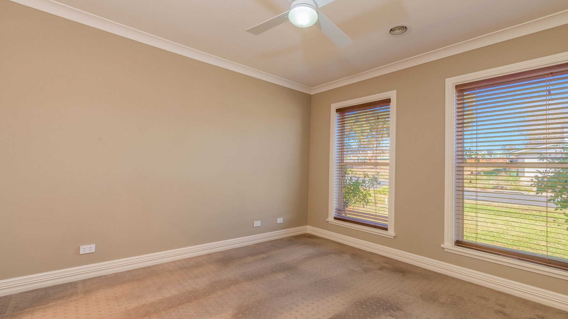 11 Emmaville Street, Orange NSW 2800 - photo 8