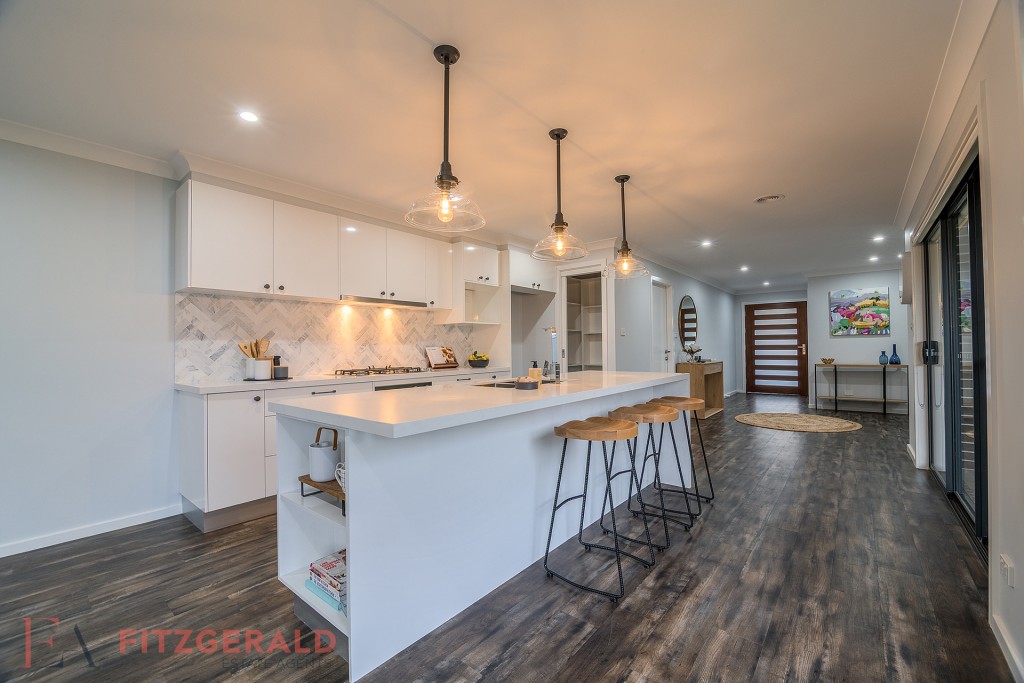 32 Newport Street, Orange NSW 2800 - photo 2