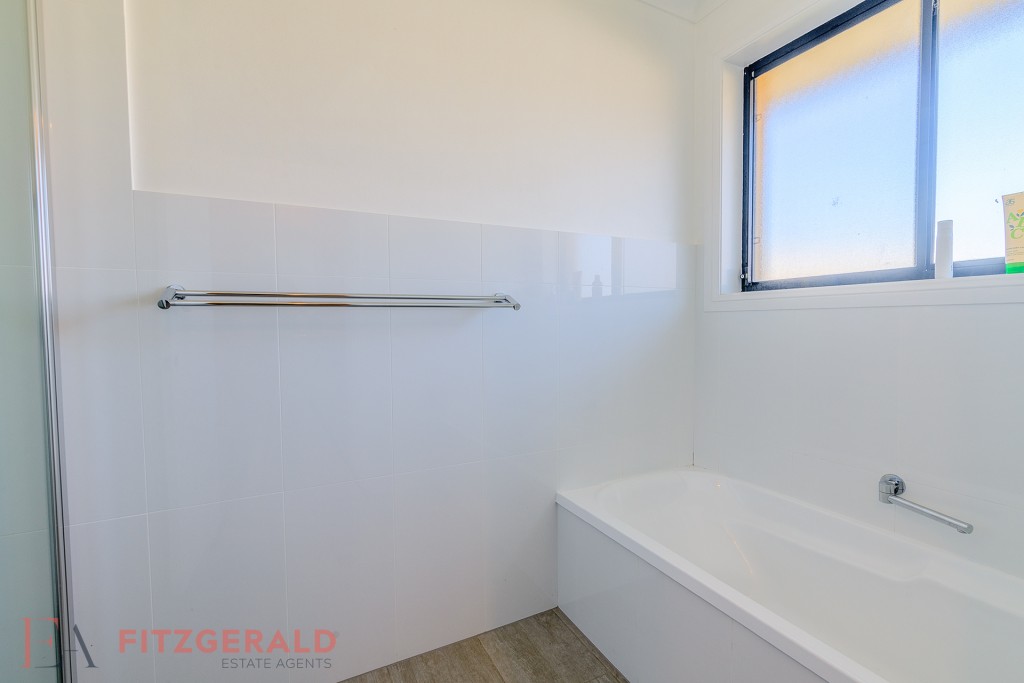 28 Goldfinch Way, Orange NSW 2800 - photo 12