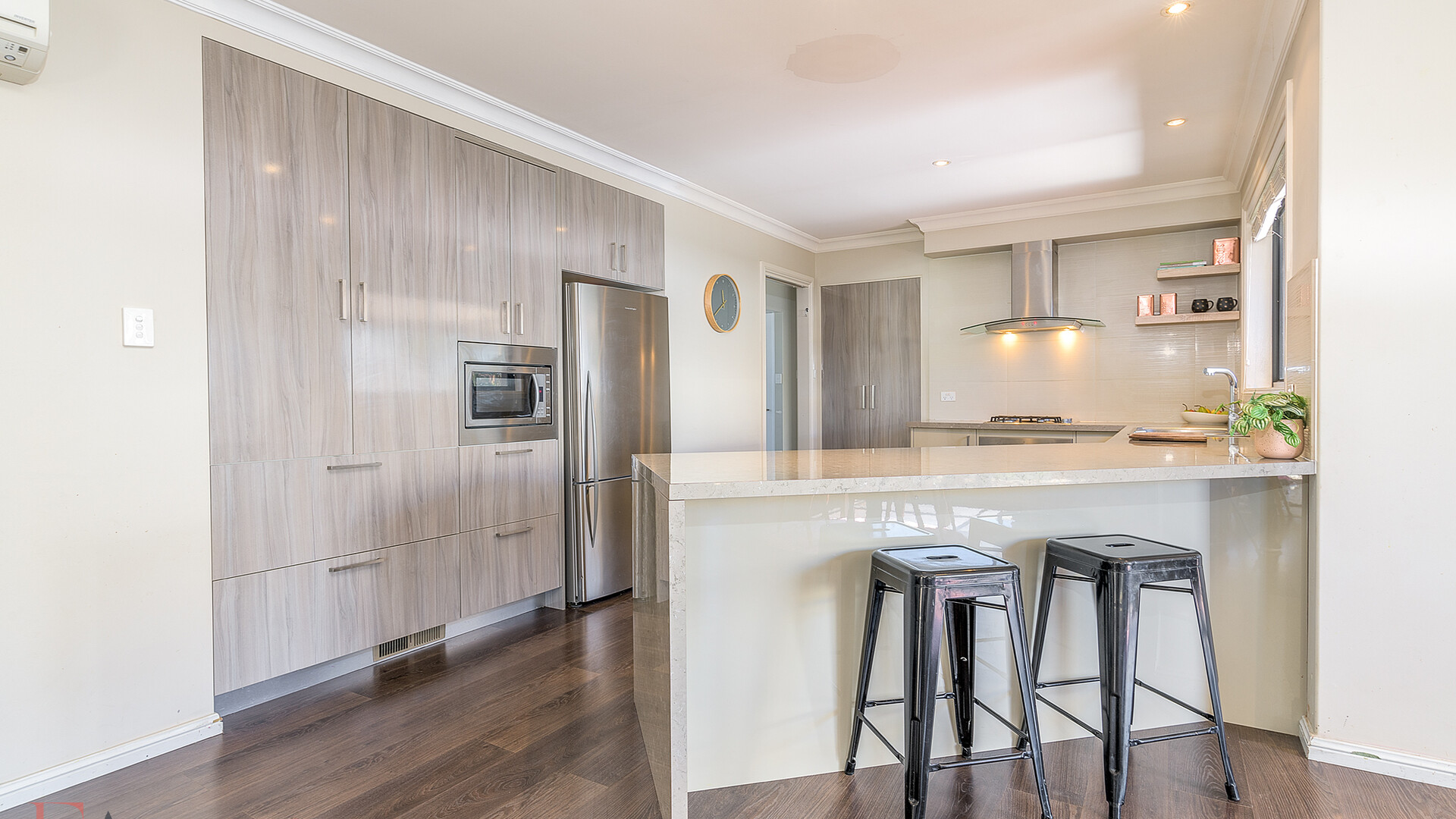 28 Goldfinch Way, Orange NSW 2800 - photo 4