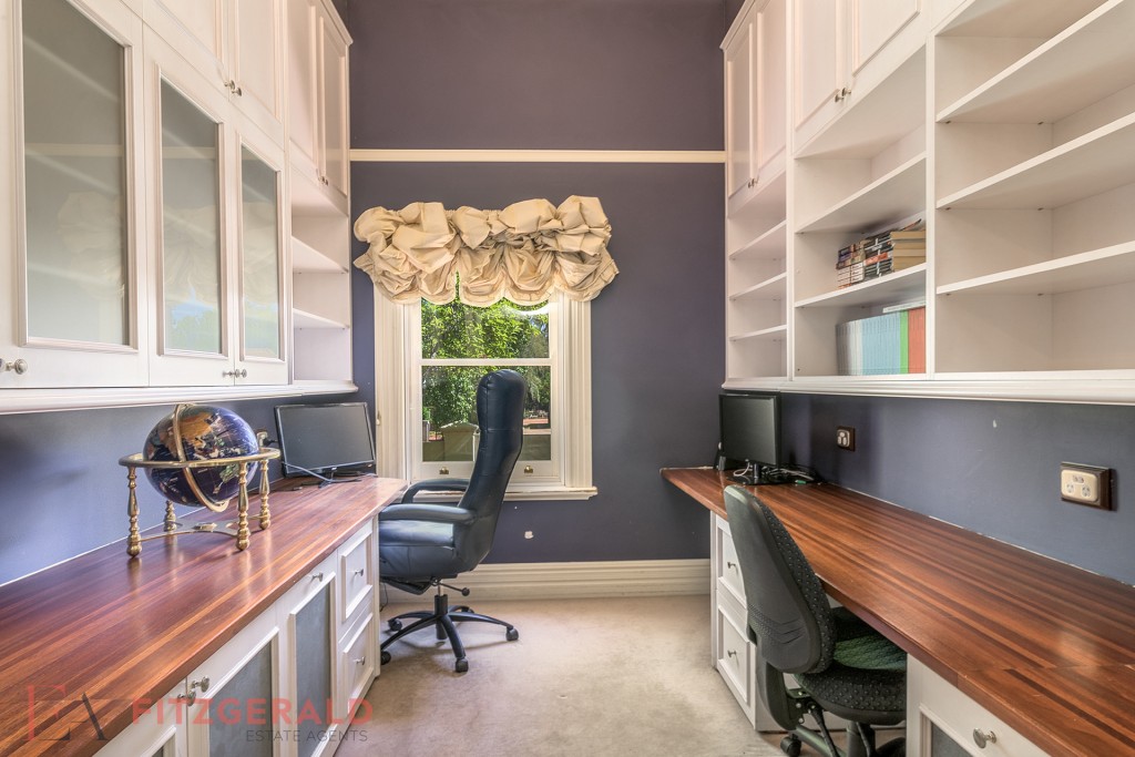 4 Sale Street, Orange NSW 2800 - photo 10