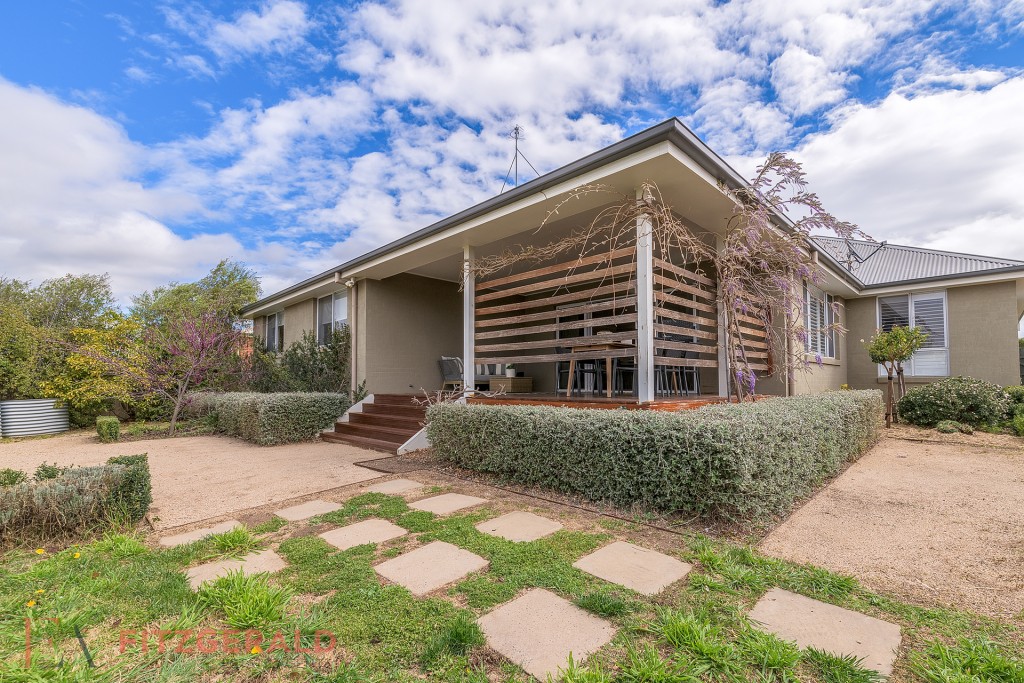 9 Emmaville Street, Orange NSW 2800 - photo 4