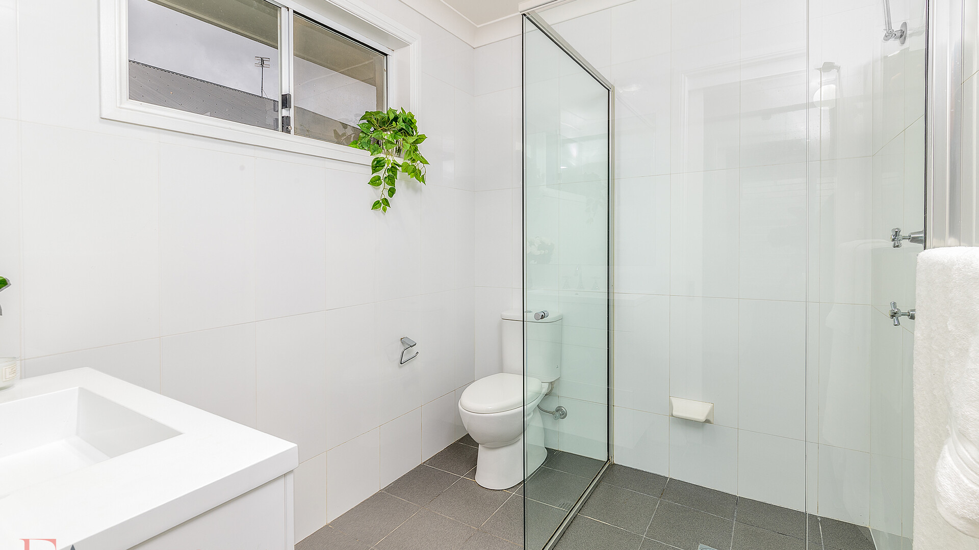 9 Emmaville Street, Orange NSW 2800 - photo 9