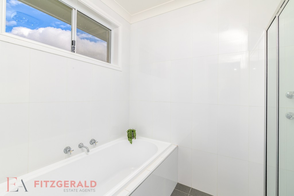 9 Emmaville Street, Orange NSW 2800 - photo 10