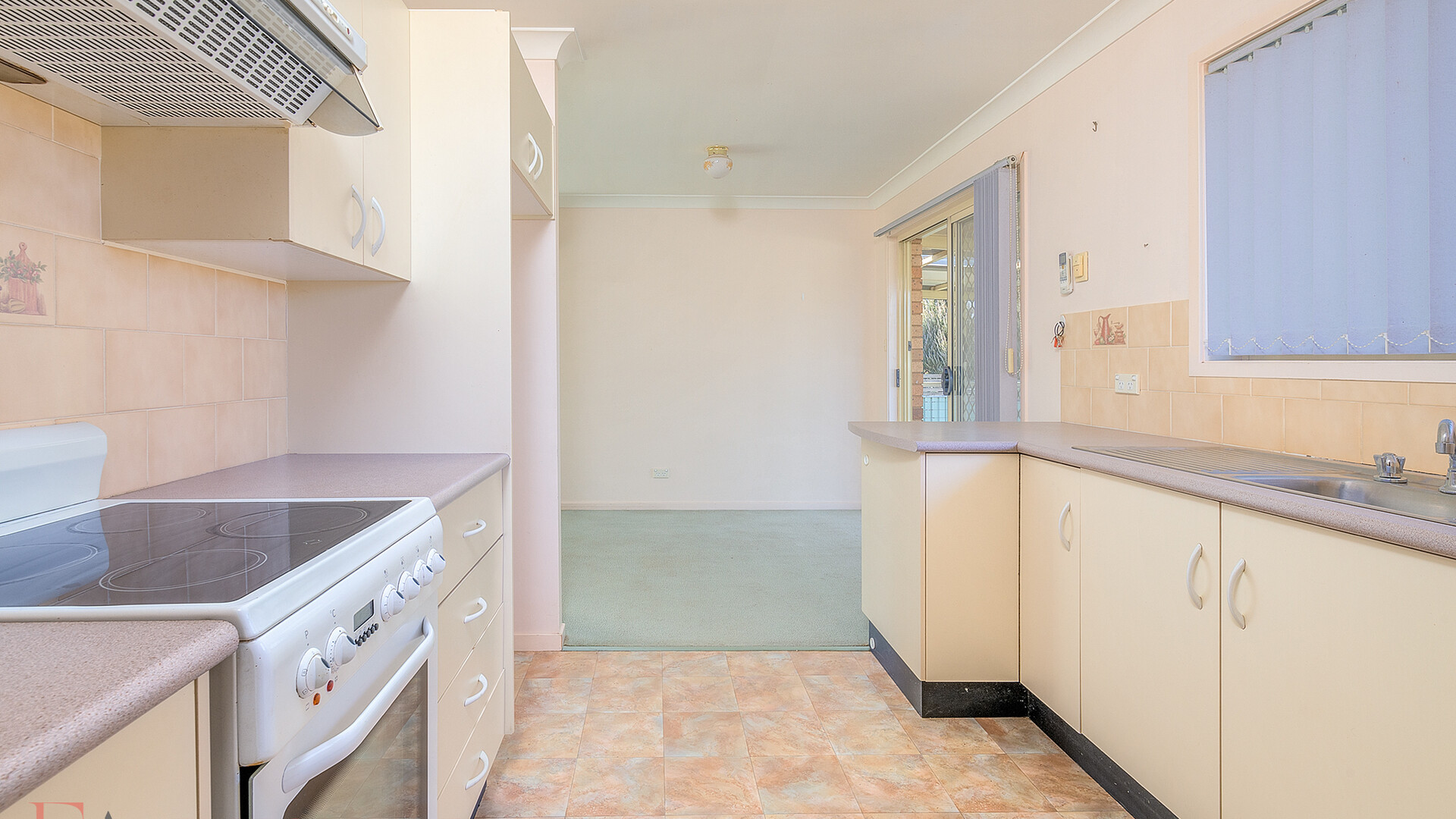 20 Melville Place, Orange NSW 2800 - photo 7