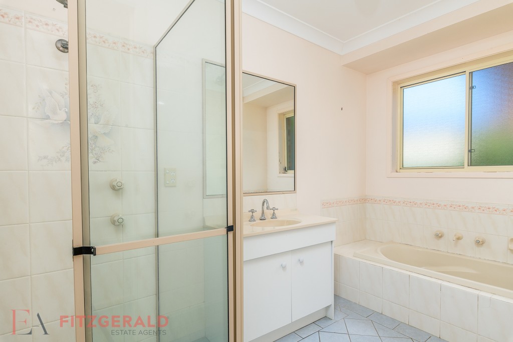20 Melville Place, Orange NSW 2800 - photo 8