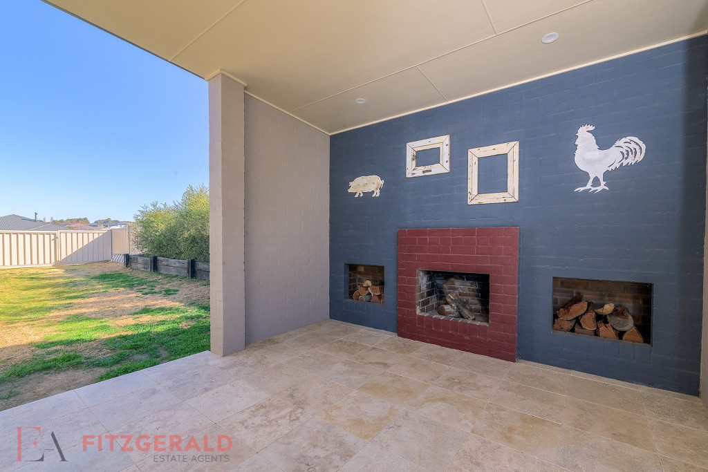 24 Pippin Way, Orange NSW 2800 - photo 10