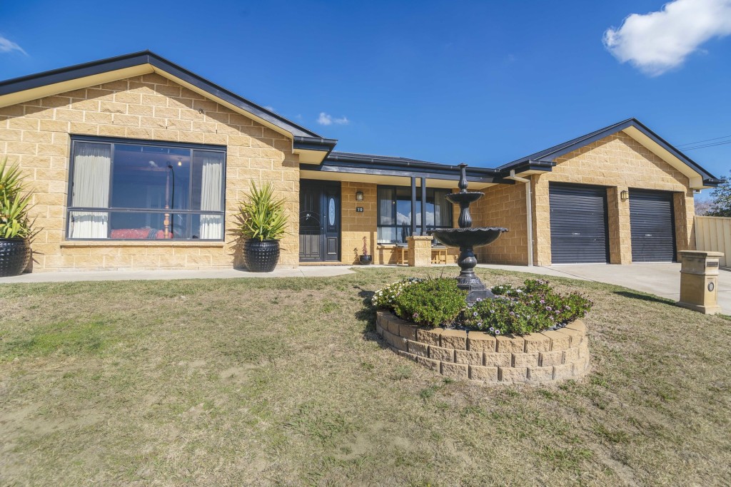 70 Palmer Street, Blayney NSW 2799 - photo 18