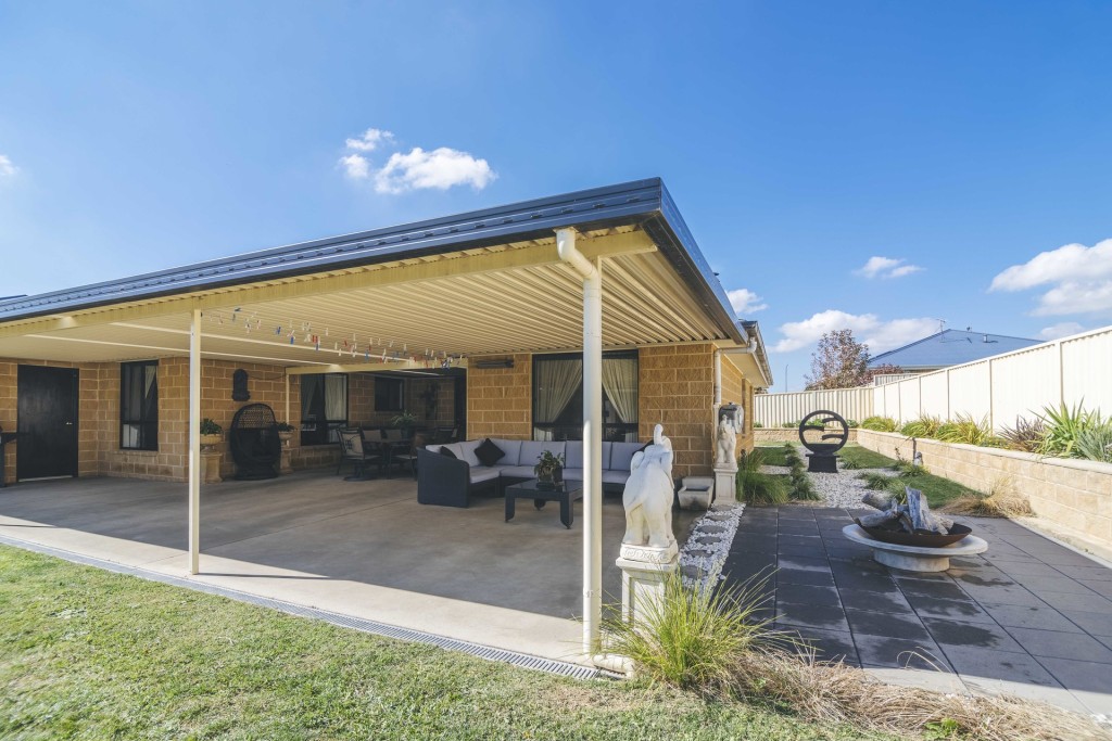 70 Palmer Street, Blayney NSW 2799 - photo 3