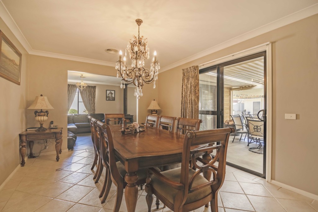 70 Palmer Street, Blayney NSW 2799 - photo 6