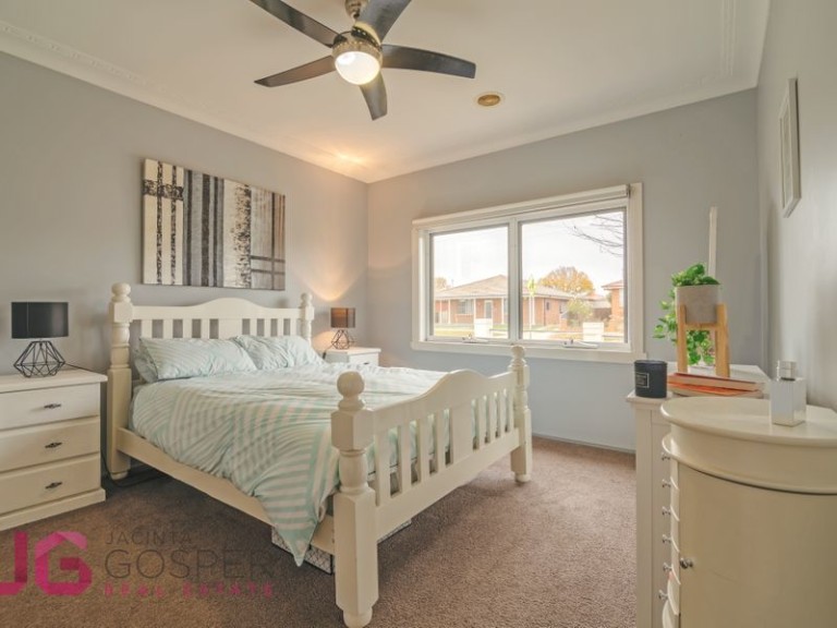 221 Dalton Street, Orange NSW 2800 - photo 10