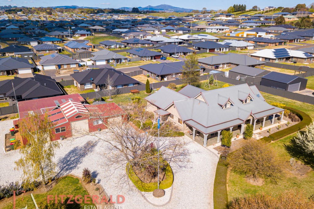 28 Manning Road, Orange NSW 2800 - McGrath Central West