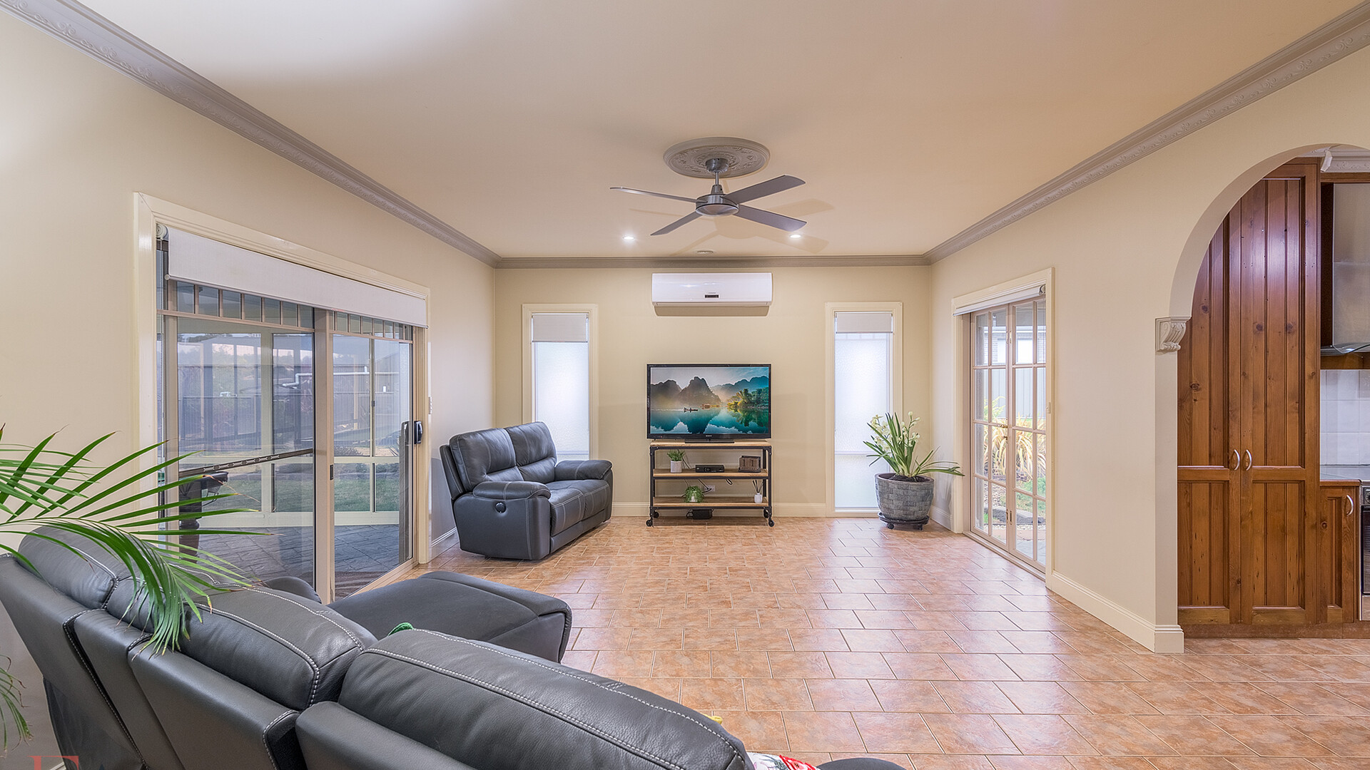 28 Manning Road, Orange NSW 2800 - photo 6
