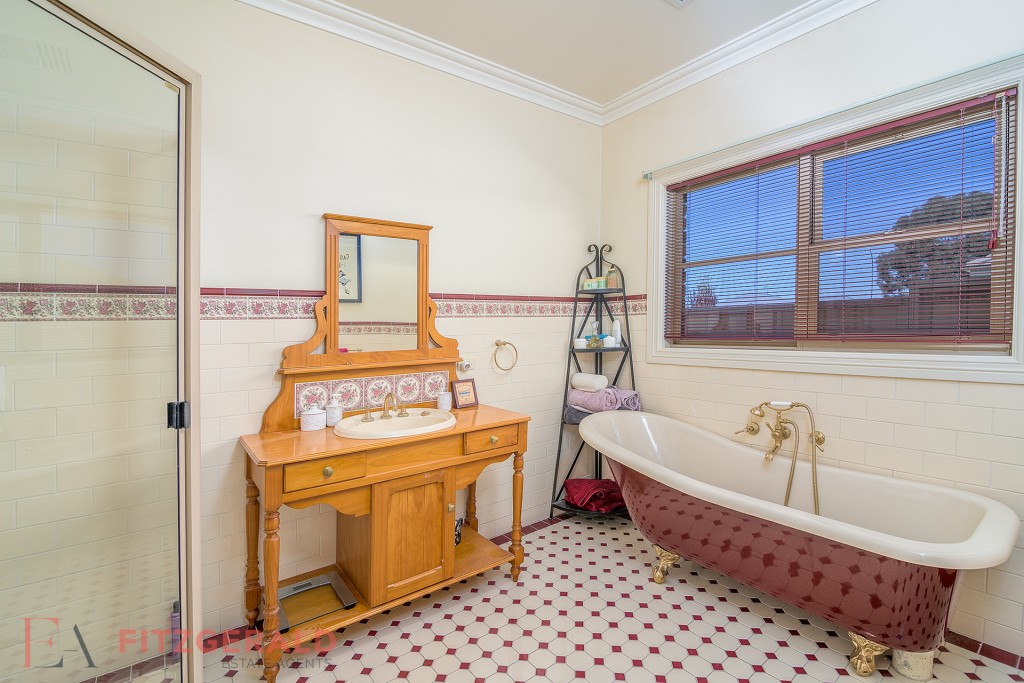 6 McIntosh Street, Orange NSW 2800 - photo 10