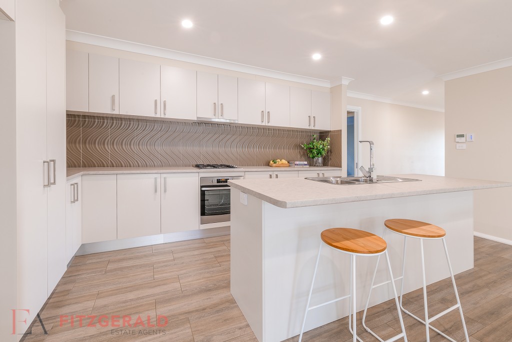 23 Tilston Way, Orange NSW 2800 - photo 5