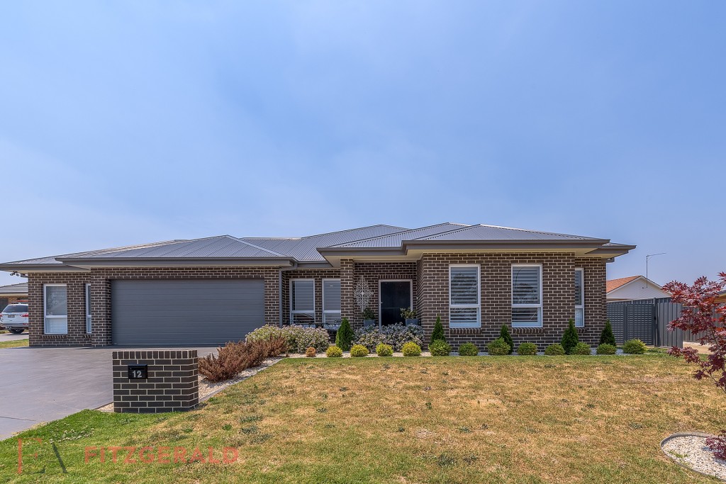 12 Patmos Place, Orange NSW 2800 - photo 14