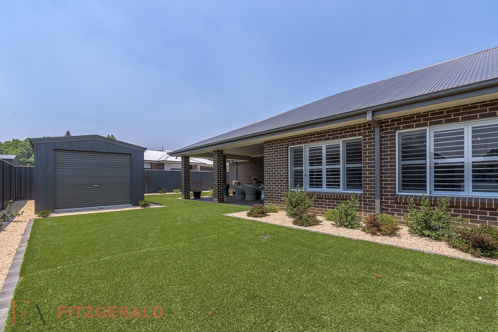 12 Patmos Place, Orange NSW 2800 - photo 3