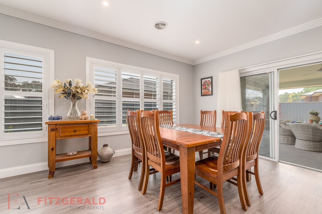 12 Patmos Place, Orange NSW 2800 - photo 5