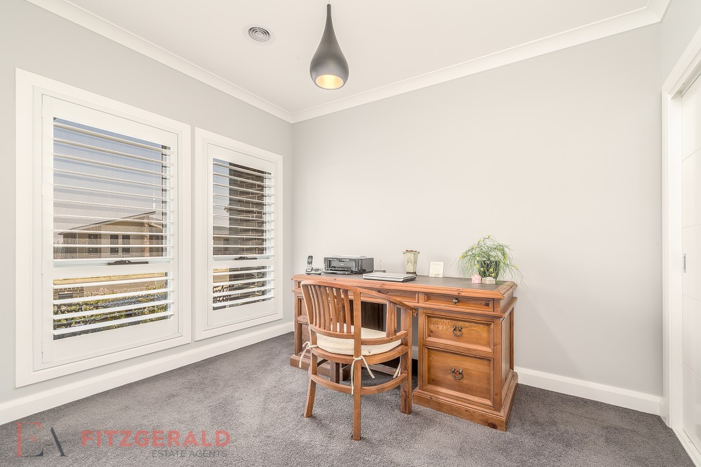 12 Patmos Place, Orange NSW 2800 - photo 9