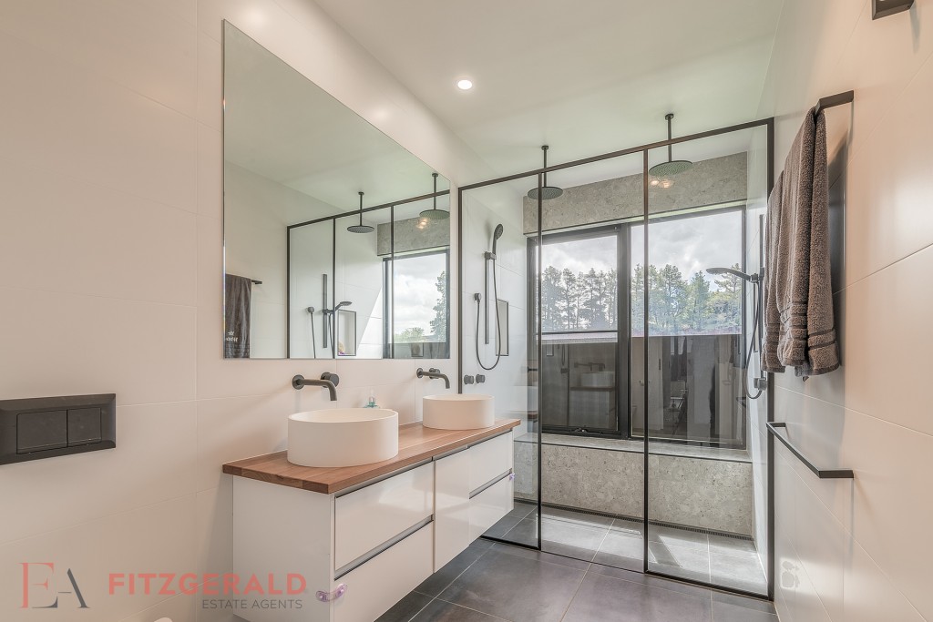 20 Cedar Street, Orange NSW 2800 - photo 8