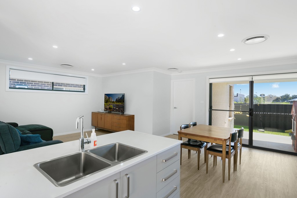 12 Pearl Court, Orange NSW 2800 - photo 4